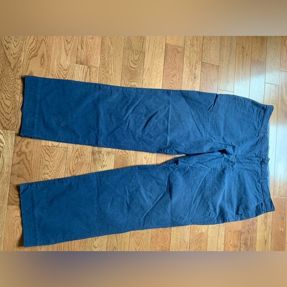 Men’s Gap dress pants - Picture 2 of 3